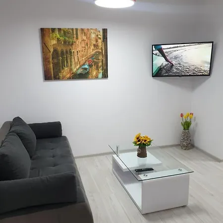 Apartment Topaz Bacau